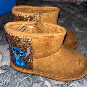 Brown Suede Boots with Stitch Design